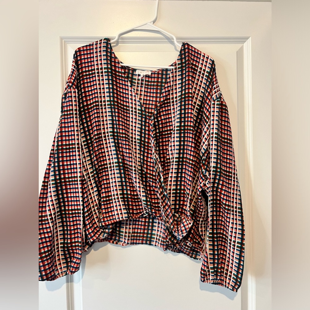 Cropped multicolor blouse